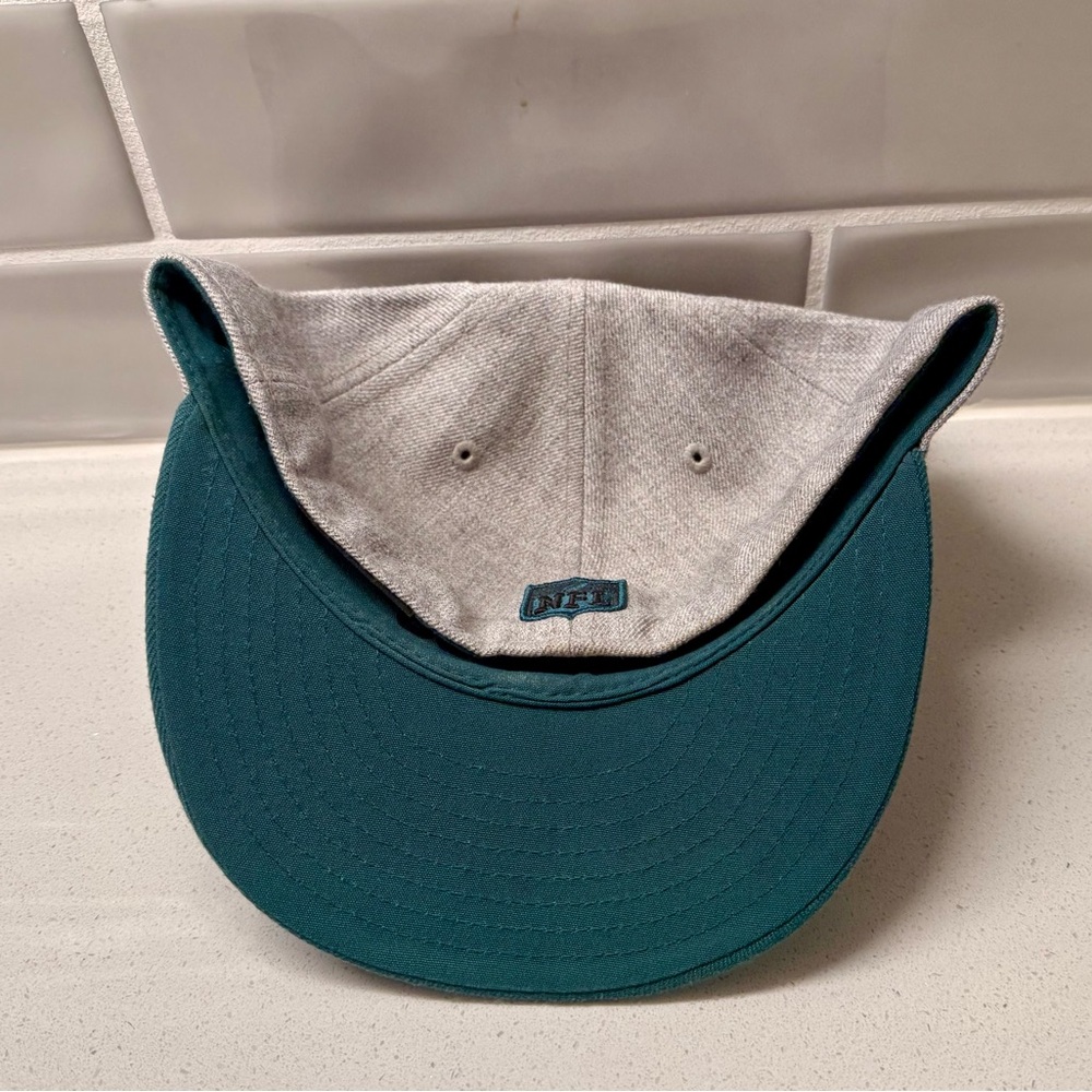 Philadelphia Eagles fitted hat. New Era. Low profile. Size 7 1/2 - Picture 3 of 6